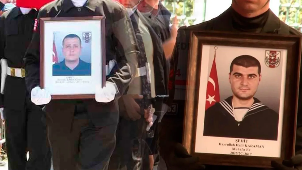 İskenderun'da şehit olan iki asker son yolculuklarına uğurlandı