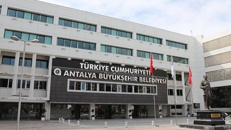 Antalya Büyükşehir Belediyesi'ne operasyon: 3 kişi daha gözaltına alındı