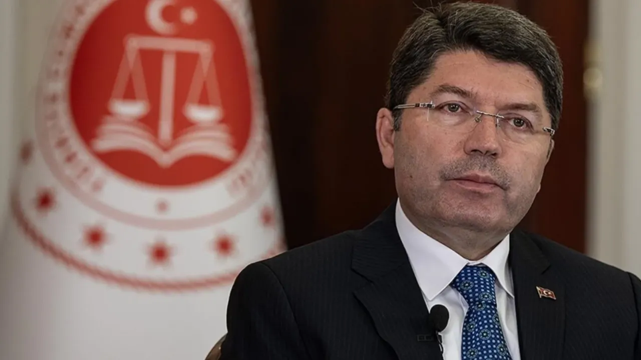 Adalet Bakanı Tunç: Bursa'daki yangınla ilgili şahıs tutuklandı