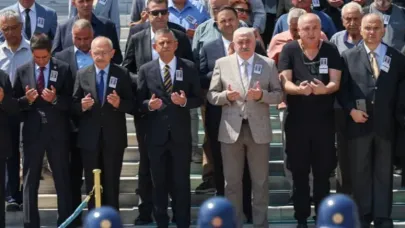 Özel ve Kılıçdaroğlu aynı karede! Bu kez yan yana durdular