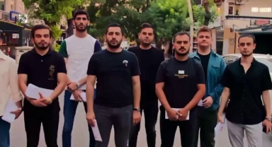 AK Parti Çankaya Gençlik Kolları Esnafa 1 TL Siftah Parası Dağıttı