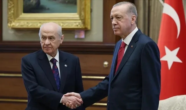 Bahçeli'nin "İmamoğlu davası canlı yayınlansın" mesajına Erdoğan'dan sürpriz destek