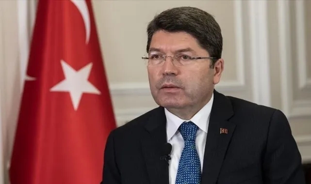 Bakan Tunç: Yargının üç sac ayağından birisi avukatlarımızdır