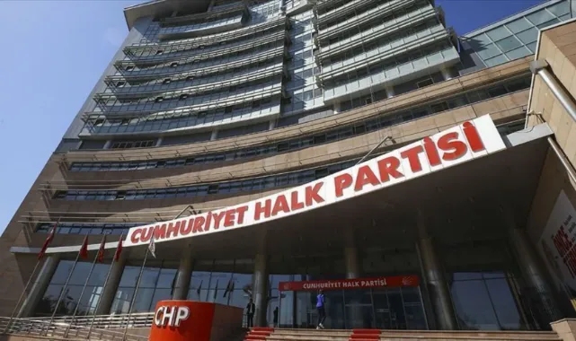 CHP'nin 15 Temmuz anmasında protokol krizi