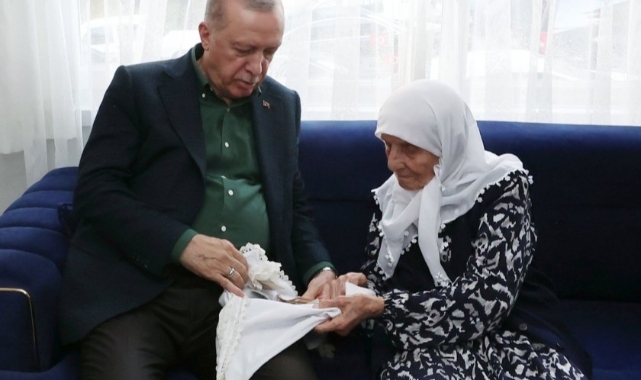 Erdoğan&#039;ın ziyaret ettiği yaşlı kadın, biriktirdiği paranın Filistin&#039;e bağışlanmasını istedi