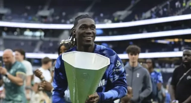 Fenerbahçe'de orta saha için transfer hareketliliği! Yves Bissouma için resmi temas başladı...