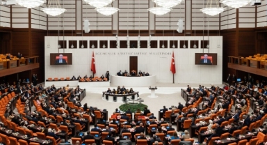 George Aslan'ın 'Ermeni soykırımı' ile ilgili sözleri tutanaktan çıkarıldı