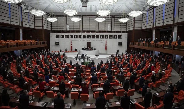 Meclis'te salgın alarmı: Zehirlenen vekil sayısı belli oldu