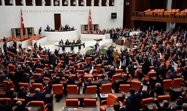 TBMM'de sandalye dağılımı değişti