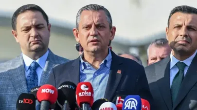 Özgür Özel’den komisyon açıklaması: 'Anayasa tartışmalarının içinde olmayacağımız bir süreç'