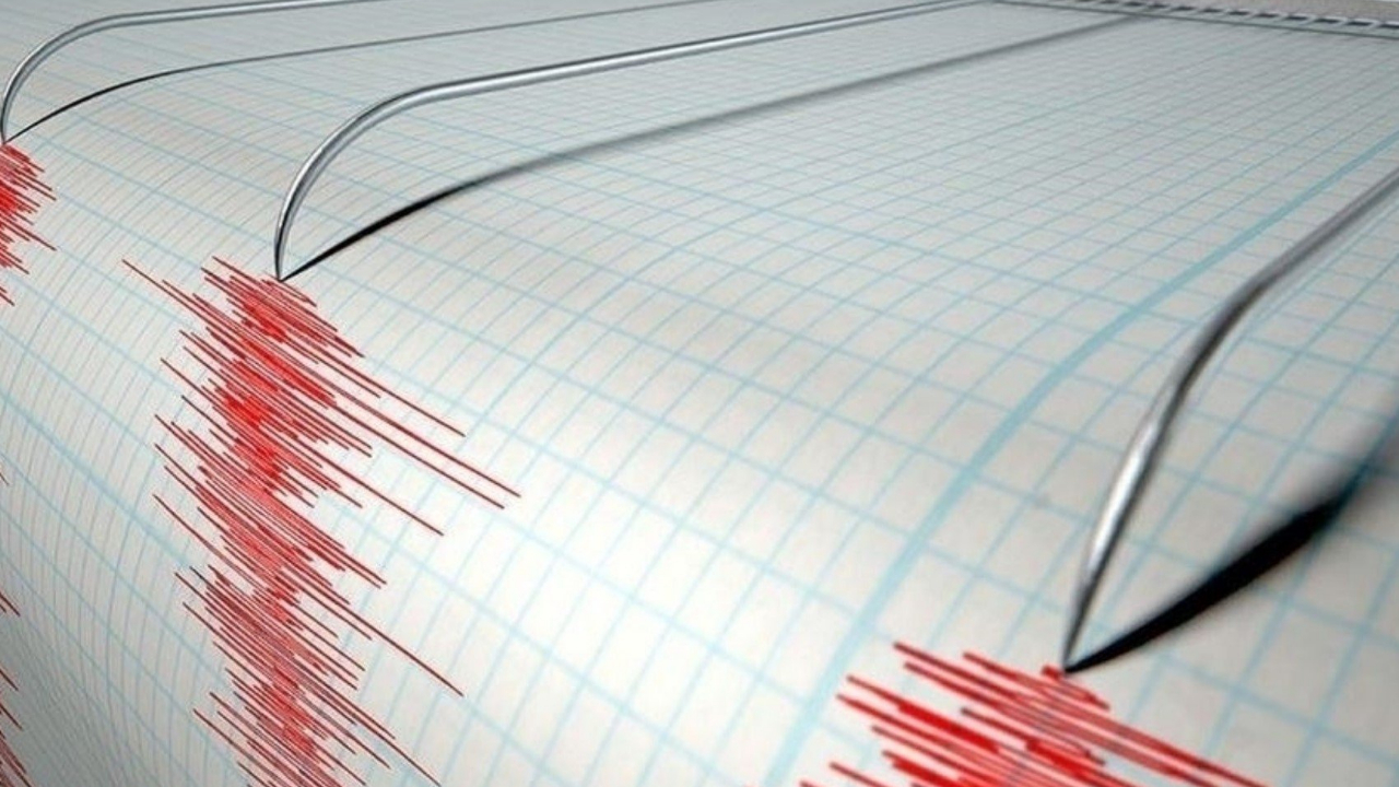 Manisa'da peş peşe 2 deprem!