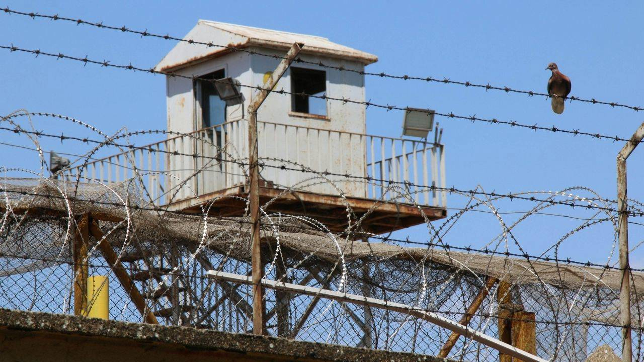 Cezaevlerinde en az 26 bin 632 hak ihlali yaşandı