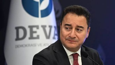 Ali Babacan'dan e-imza skandalına tepki: Başka ülkede olsa herkes istifa ederdi!
