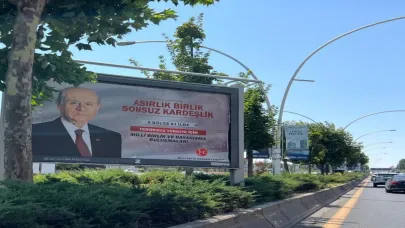 MHP'li Büyükataman astıkları afişlerdeki '9 bölge' ifadesine açıklık getirdi: Alçaklık, hainlik, ruh hastalığı