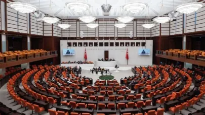 Saadet Partisi’nden TBMM’ye olağanüstü toplantı çağrısı