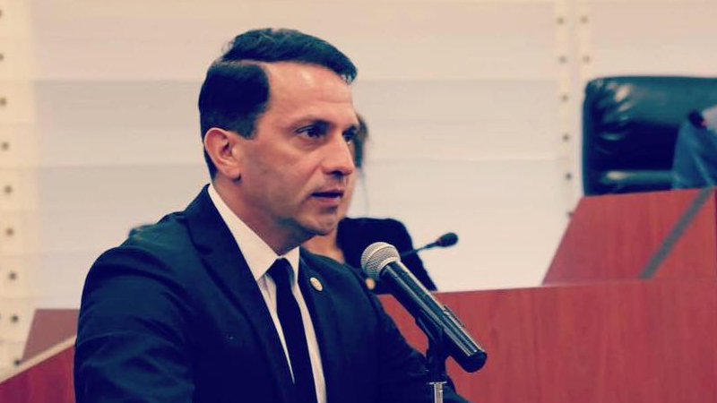 Mücahit Birinci'den Özgür Özel'e jet yanıt!