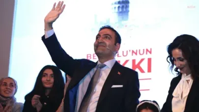 Gözaltındaki belediye başkanı çalışma arkadaşlarından bunları istedi