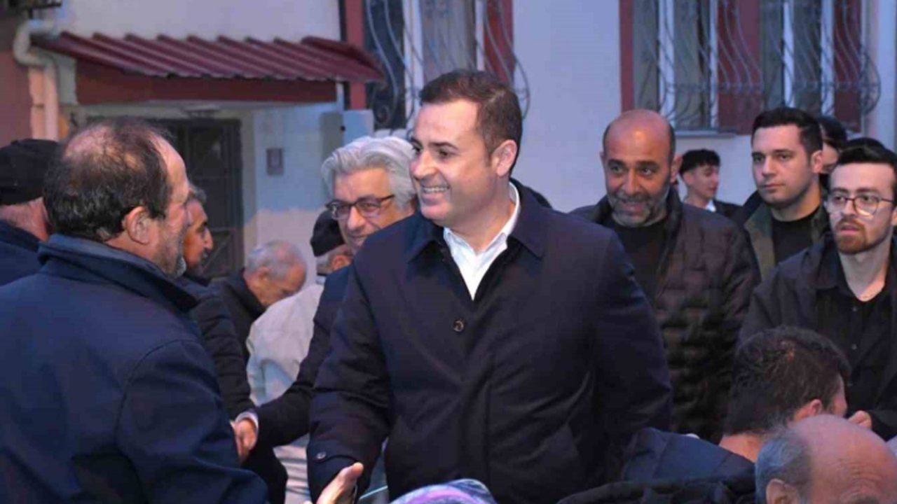 Balıkesir Büyükşehir Belediye Başkanı Akın'dan AK Parti açıklaması: Farklı noktaya çevirmek isteyenler oluyor