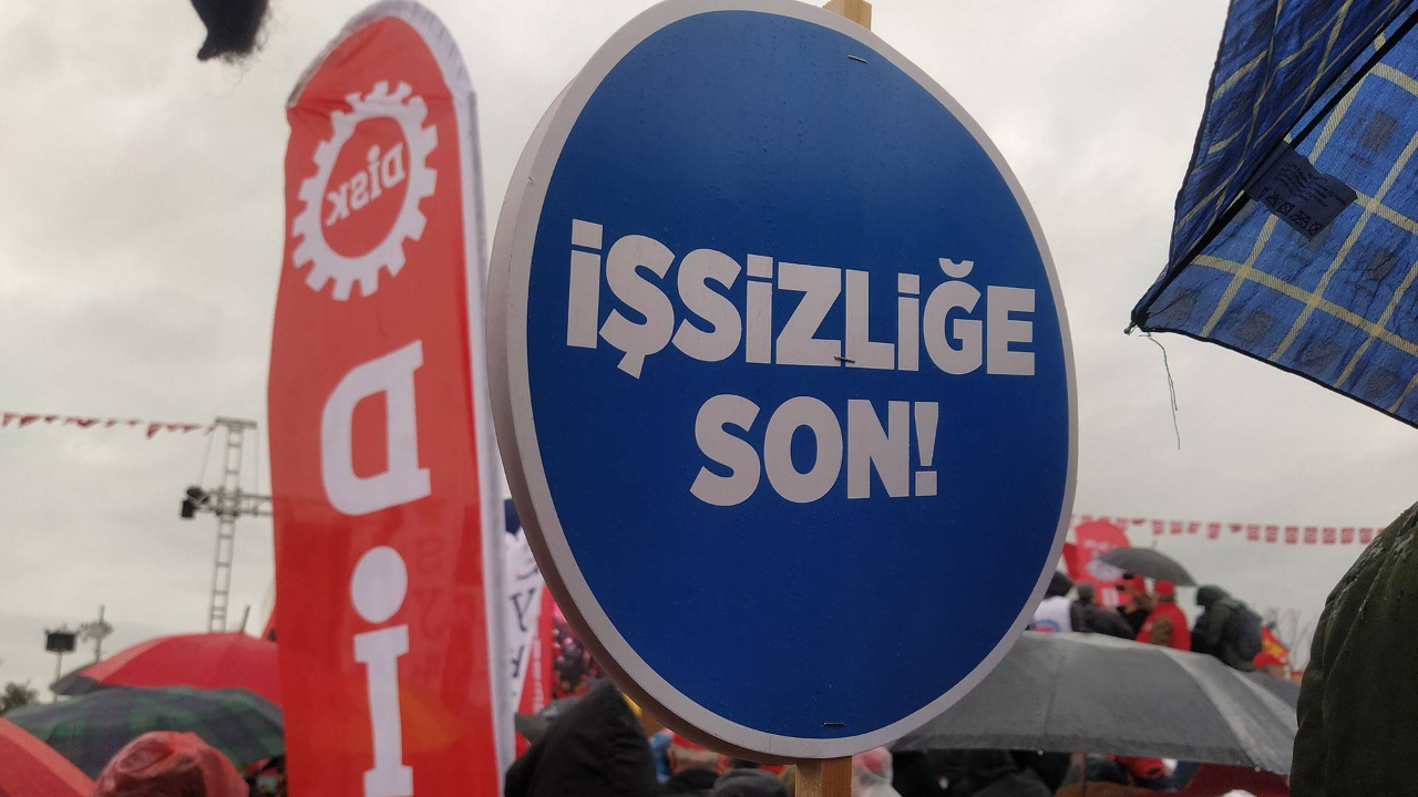 DİSK-AR: Türkiye’de geniş tanımlı işsizlik oranı Avrupa Birliği’nin üç katı!