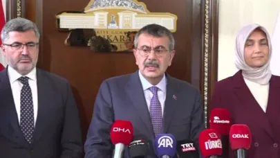 Bakan Tekin: Okul formasında herhangi bir markaya yönlendirilme olmayacak