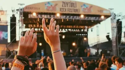 Zeytinli Rock Festivali iptal edildi