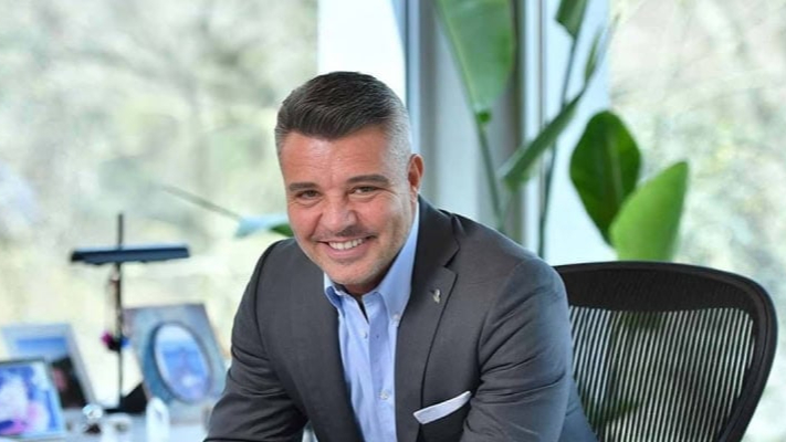 Fenerbahçe'de başkanlık yarışı: Sadettin Saran imzaları teslim etti
