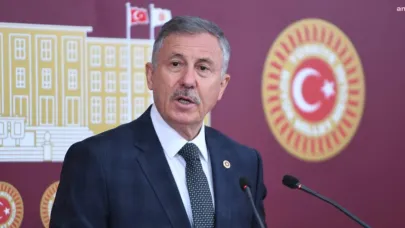 Özdağ’dan memur zammı tepkisi: “Kuzuyu kurda teslim ettiler”