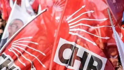CHP lideri Özel'e memleketinde istifa şoku: İstifasını açıkladı, adaylıktan çekildi