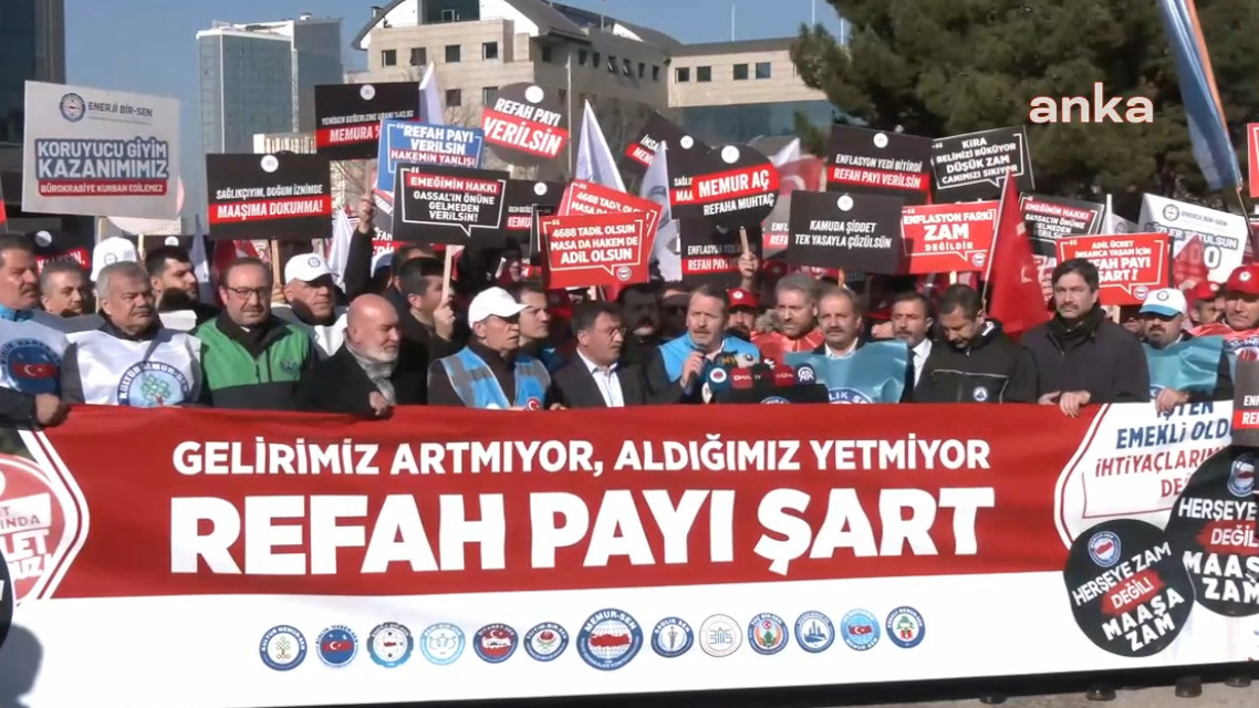Memurlar zamma karşı sokağa indi: '80 milyonu aç bırakmaya hiç kimsenin hakkı yok'