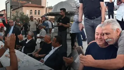 AK Partili belediye başkanı salon vermedi! CHP'nin yemeği mitinge dönüştü