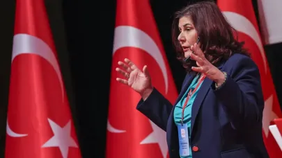 Kuşadası Belediye Başkanı Ömer Günel'den çarpıcı iddia: 'Özlem Çerçioğlu AKP'ye geçerken...'