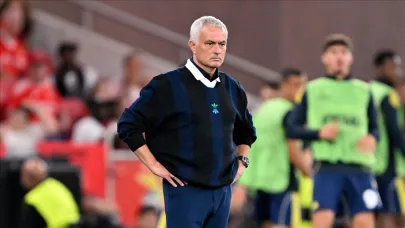 Fenerbahçe'de Jose Mourinho ile yollar ayrıldı