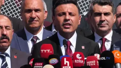 Özgür Çelik, CHP İstanbul İl Başkanlığı önünde konuştu! 'Görevimizin başındayız'
