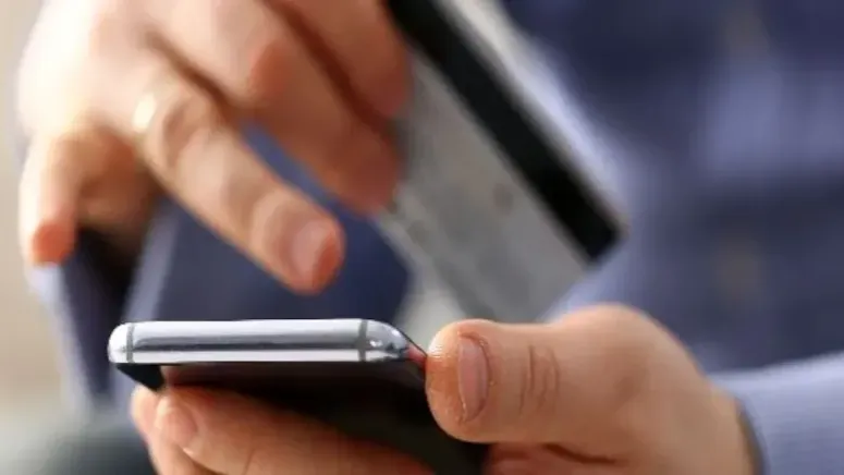 Milyonlarca kişinin IBAN numarası değişecek: Banka müşterilerine mesaj göndermeye başladı