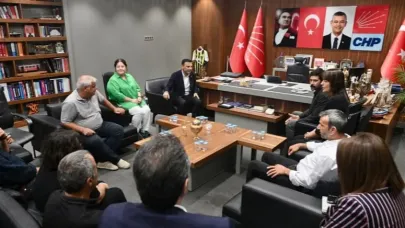DEM Parti'den CHP'ye dayanışma ziyareti