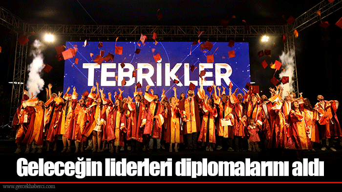 Geleceğin liderleri diplomalarını aldı