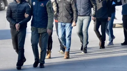 14 ilde 'FETÖ' operasyonu: 11'i polis 18 kişiye gözaltı kararı