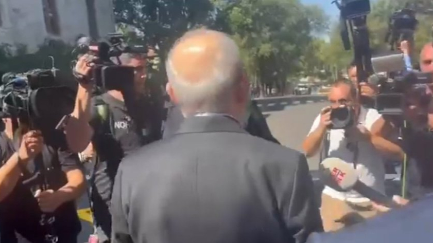 Kılıçdaroğlu duymazdan geldi, sırtını dönüp gitti