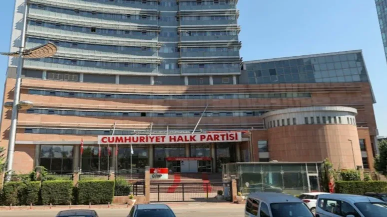 CHP’den çarpıcı 'pazartesi' mesajı