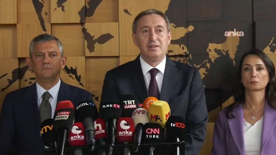 DEM Parti'den CHP'ye destek ziyareti: Antidemokratik uygulamalar ortadan kalkmalı