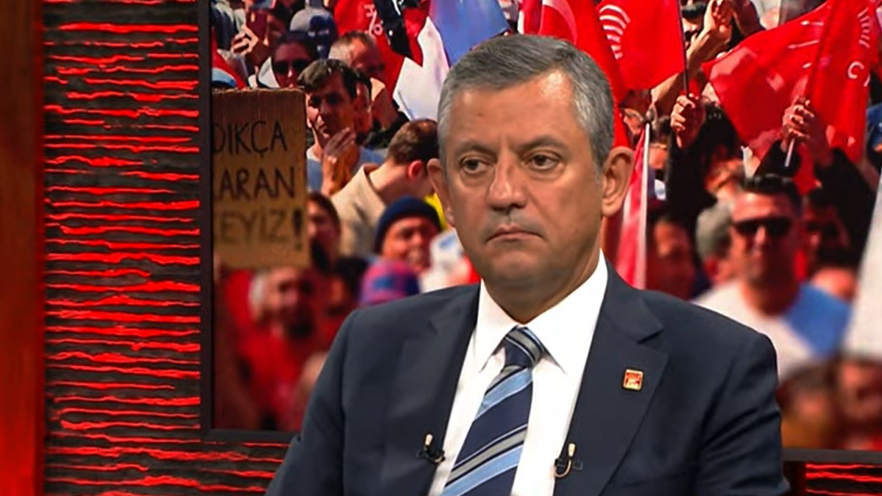 CHP Genel Başkanı Özel: 'Tekin'i muhatap almam mümkün değil'