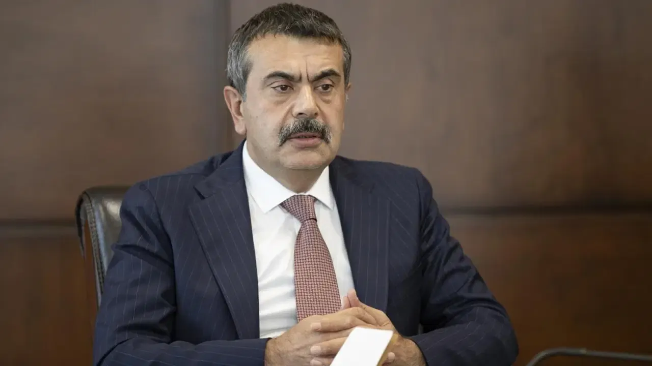 Milli Eğitim Bakanı Yusuf Tekin'den 'mülakat' yanıtı: Eleştirilere kapıyı kapadı!