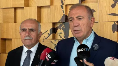 Gürsel Tekin, CHP İstanbul İl Başkanlığında konuştu: Nezaketimizi zedelemeye kalkışmayın, ilk gün bunların tamamını icra ile alabilirdik!