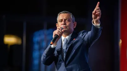 Özgür Özel: 'Bu meydanlar demokrasiyi getirecek'