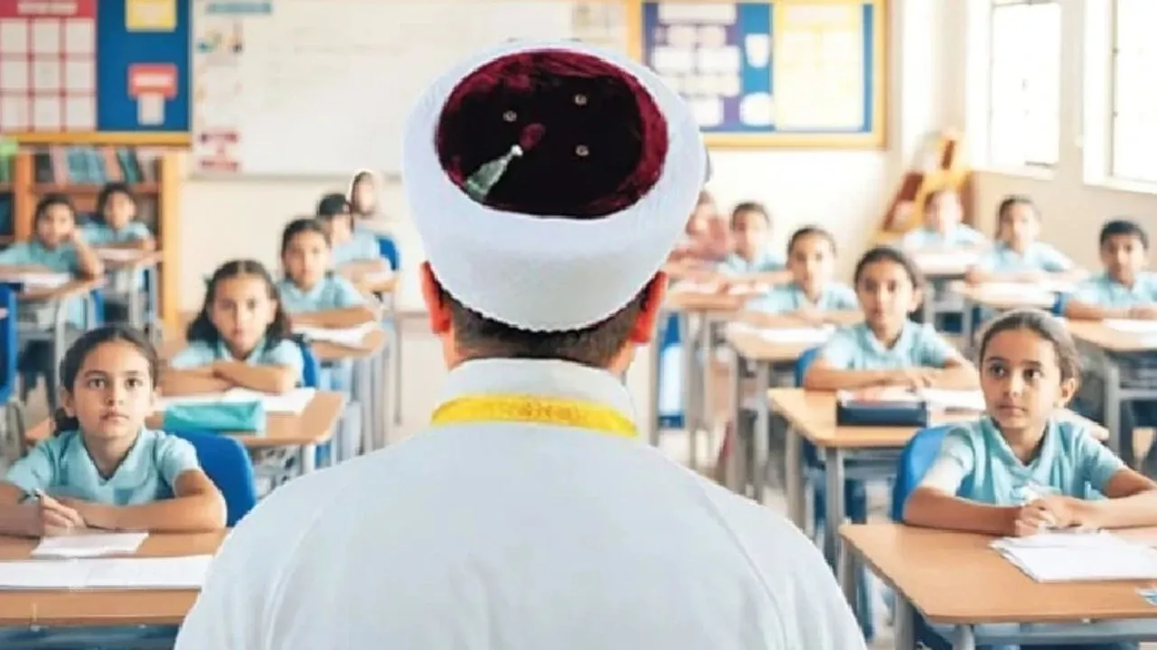 Binlerce öğretmen atama beklerken imamlar sınıf öğretmeni olarak derse başladı