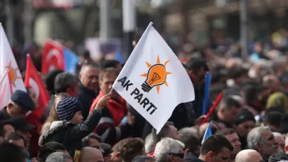 AK Parti'de peş peşe istifalar... Bir il başkanı daha görevinden ayrıldığını duyurdu!