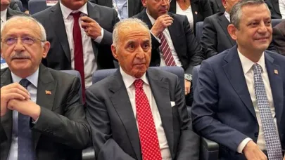 Özgür Özel, önceki genel başkanları arayarak kurultaya davet etti: Aralarında Kılıçdaroğlu da var