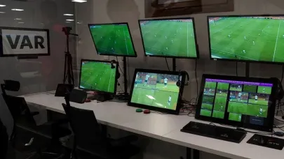 Süper Lig’de 6. hafta heyecanı devam ediyor: Günün VAR hakemleri belli oldu