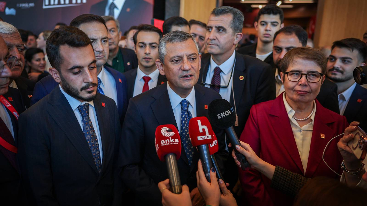 Özel'den Bayrampaşa seçimi değerlendirmesi: Kazanamadıklarını siyasi yan kesicilikle ele geçirmeye alışanlar irade gaspı diyor; edep yahu!