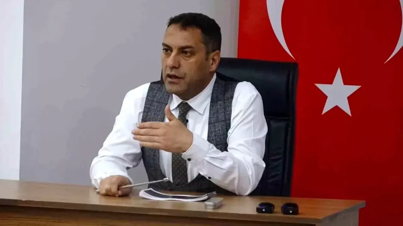 MHP'li Sorgun Belediye Başkanı Mustafa Erkut Ekinci, partisinden istifa etti
